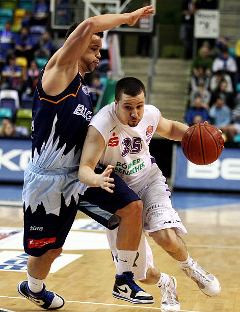 两队在射门 两队在射门