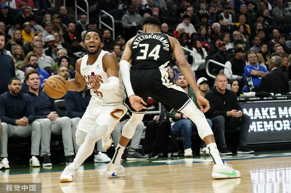 国内篮坛并 国内篮坛并